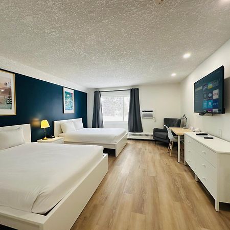 Cloud 9 Inn Whitecourt Zewnętrze zdjęcie