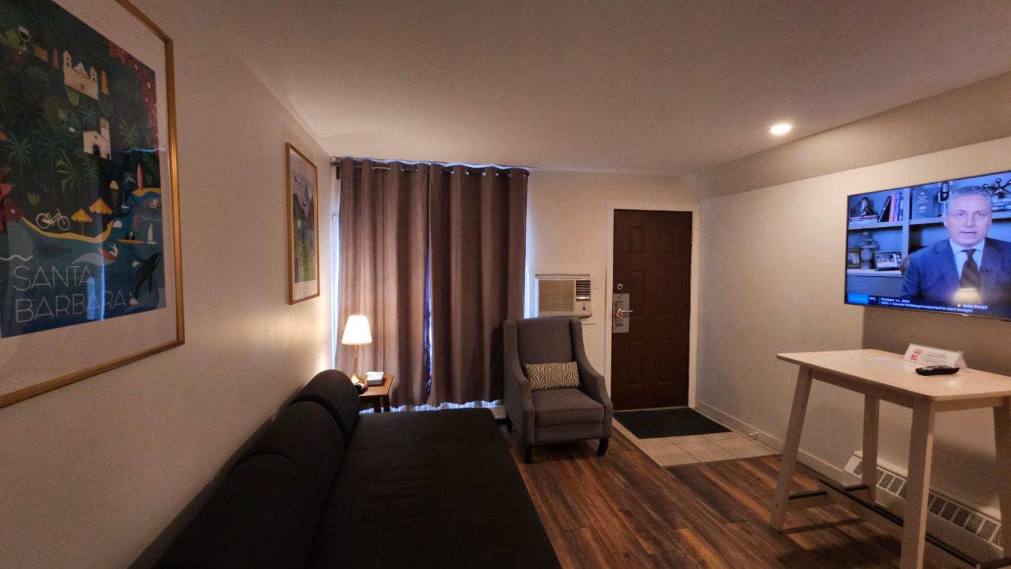 Cloud 9 Inn Whitecourt Zewnętrze zdjęcie