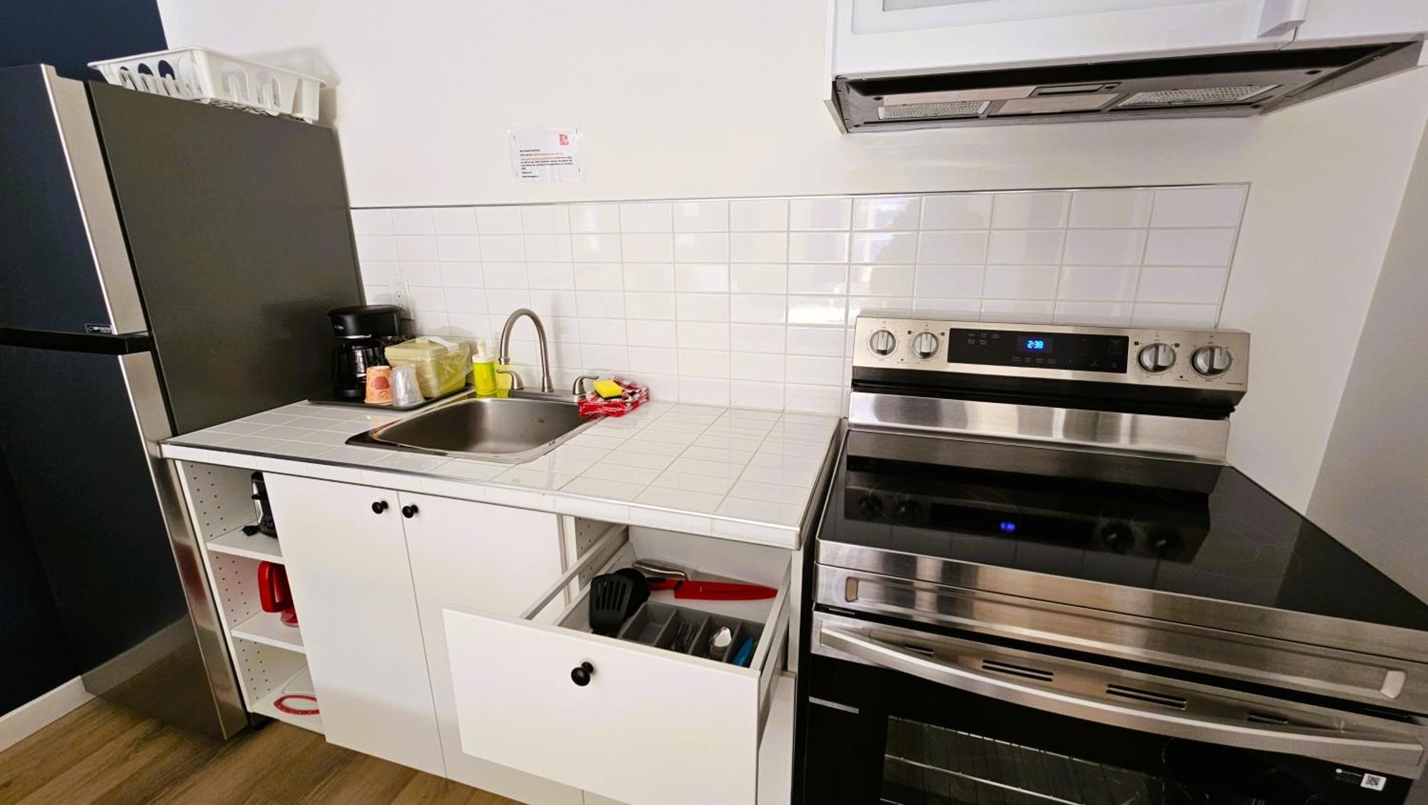 Cloud 9 Inn Whitecourt Zewnętrze zdjęcie