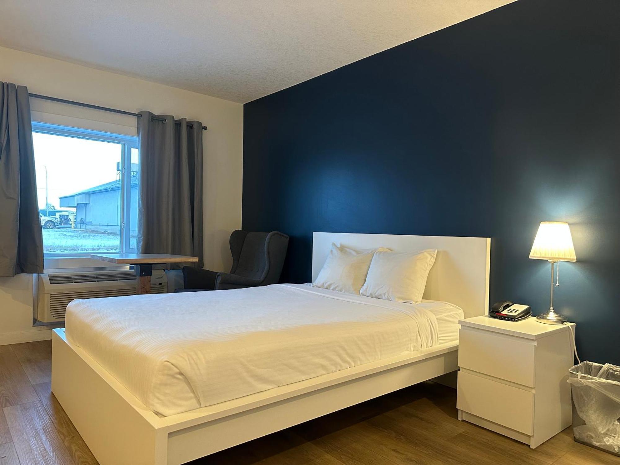 Cloud 9 Inn Whitecourt Zewnętrze zdjęcie